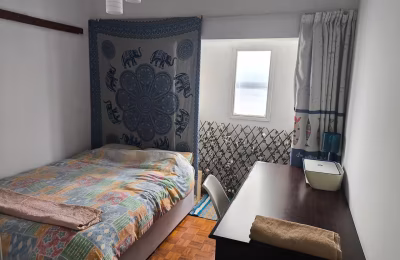 ARRENDA-SE QUARTO no Prédio Mais Alto de Maputo | Vista Total da Baía